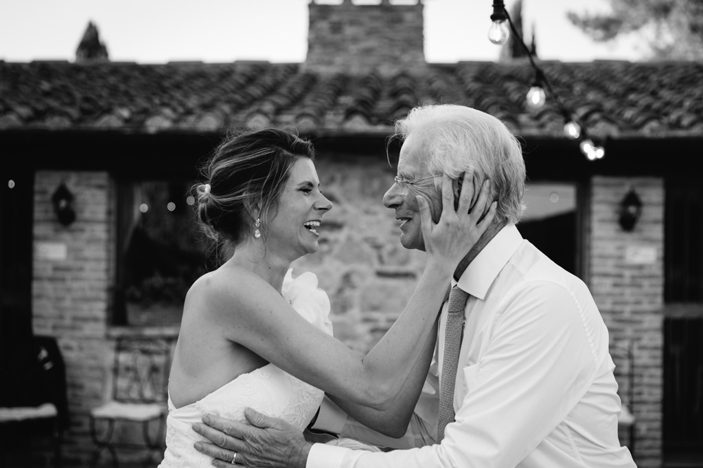 Best Wedding Photographer - Emotions AbbraccioconPapà FotodiReportageNozze