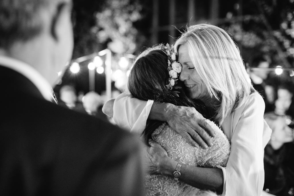 Best Wedding Photographer - Emotions AbbraccioMammaeSposa FotodiReportage
