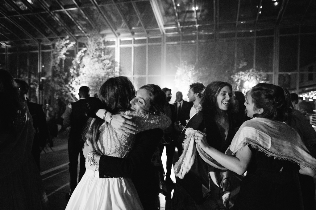 Best Wedding Photographer - Emotions Abbraccio Sposi Reportage Nozze Milano