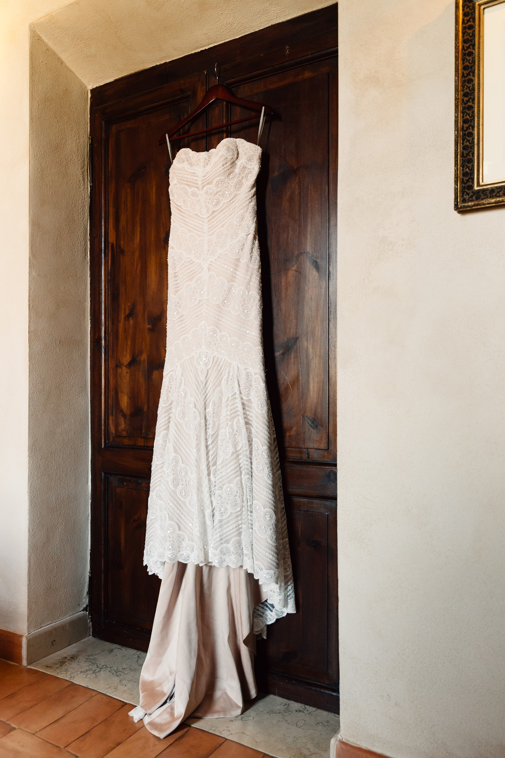 Uno scatto del vestito da matrimonio di Brittney
