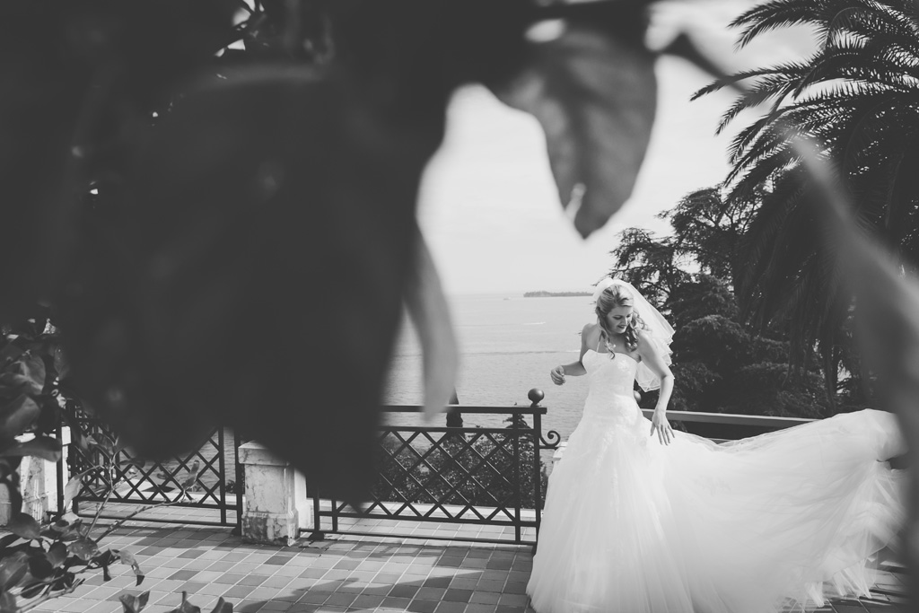La spoIl vento sposa il vestito ella sposa in uno scatto di Alessandro Della Savia, Ds Visuals