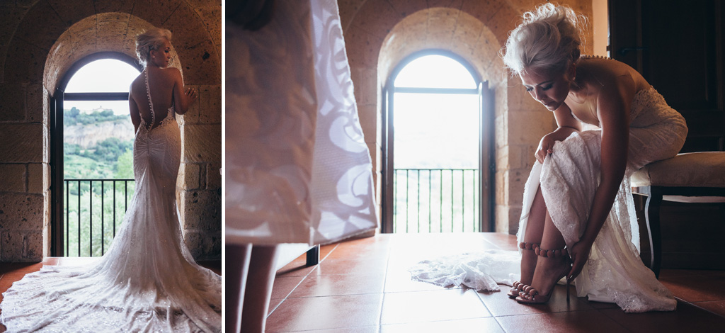 La sposa indossa le scarpe