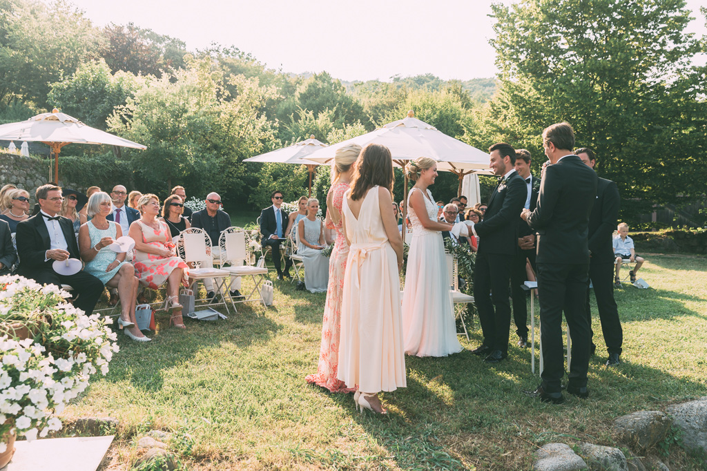 UNa panoramica della cerimonia di matrimonio