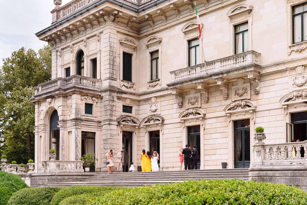 Fotografo Matrimonio Villa Erba Uno scorcio di Villa Erba ripreso dal fotografo Alessandro Della Savia