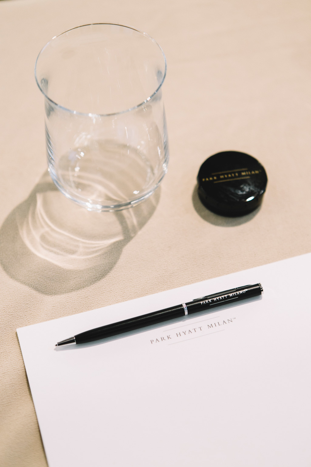 Un dettaglio interno presso l'Hotel Park Hyatt Milano