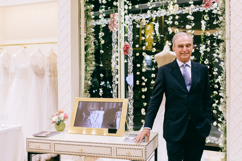 Inaugurazione Store Pronovias Un ritratto di Alberto Palatchi