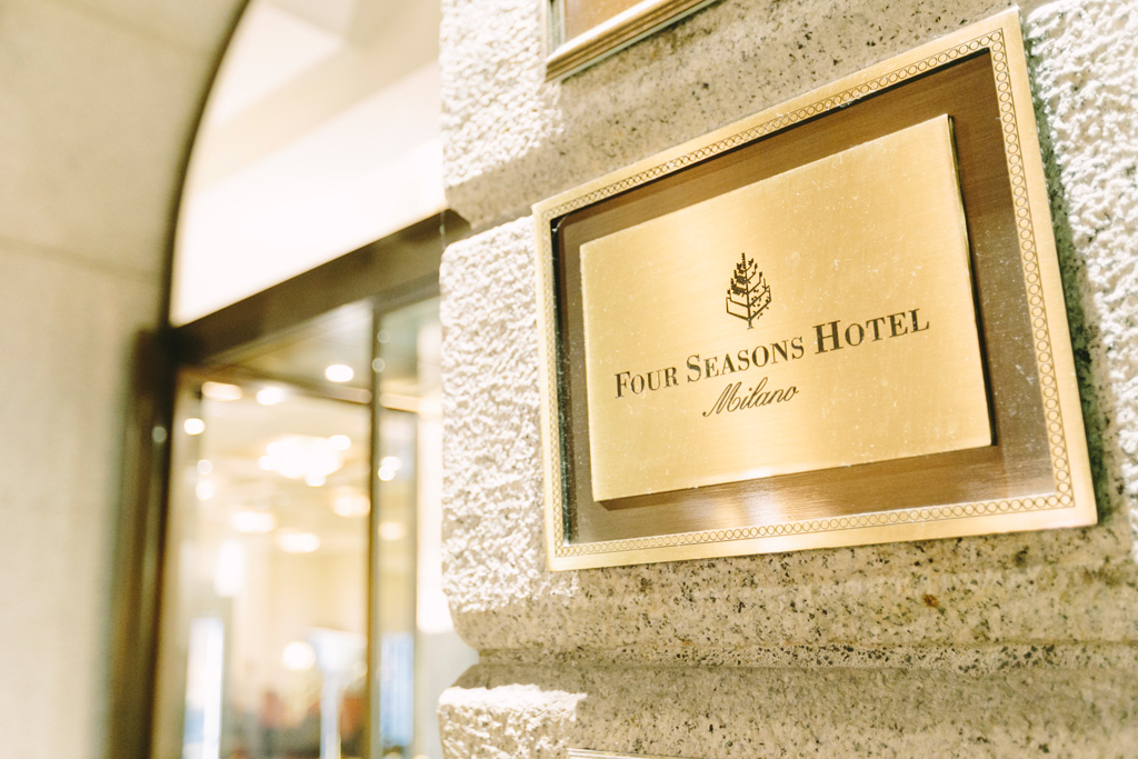 L'insegna del Four Season Hotel