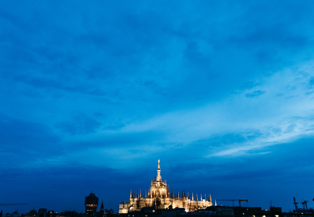 Di.Gi International Il Duomo di Milano al Crepuscolo ripreso da Alessandro Della Savia