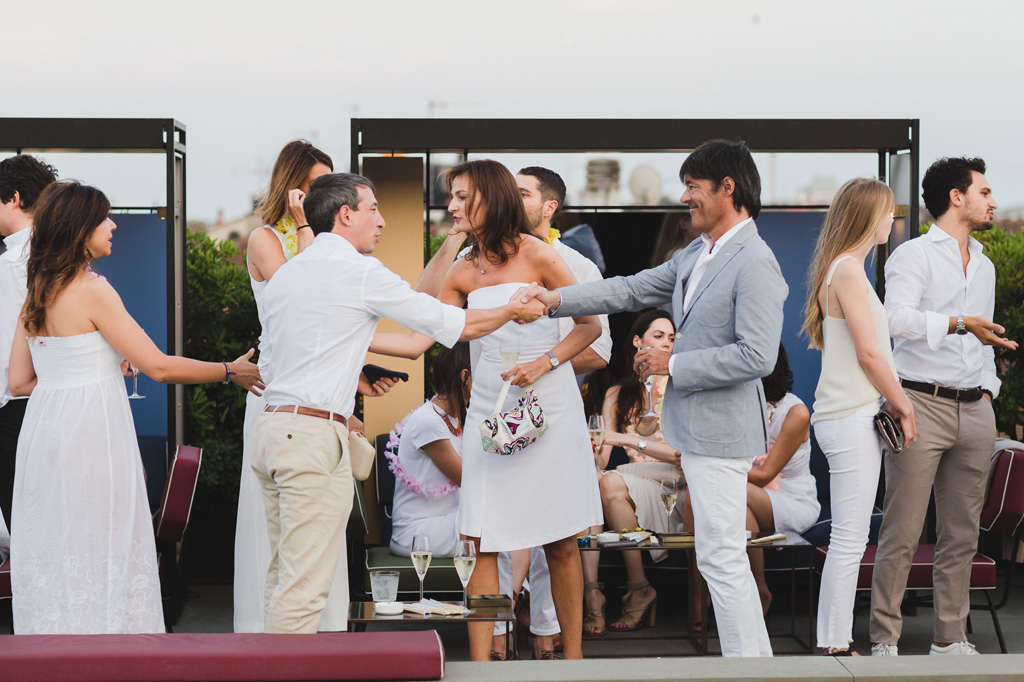fotografo matrimonio milano ceresio festa piscina