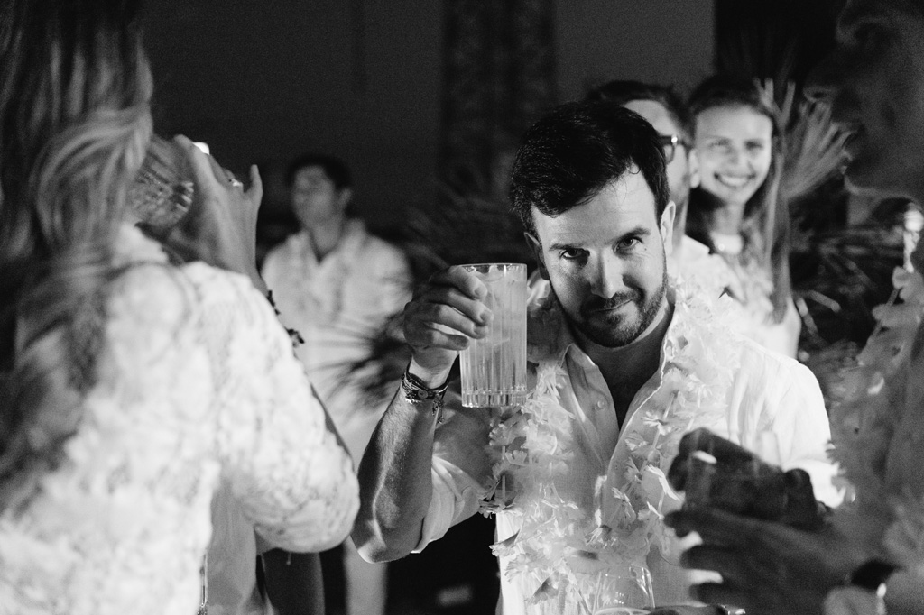 fotografo matrimonio milano ceresio festa piscina