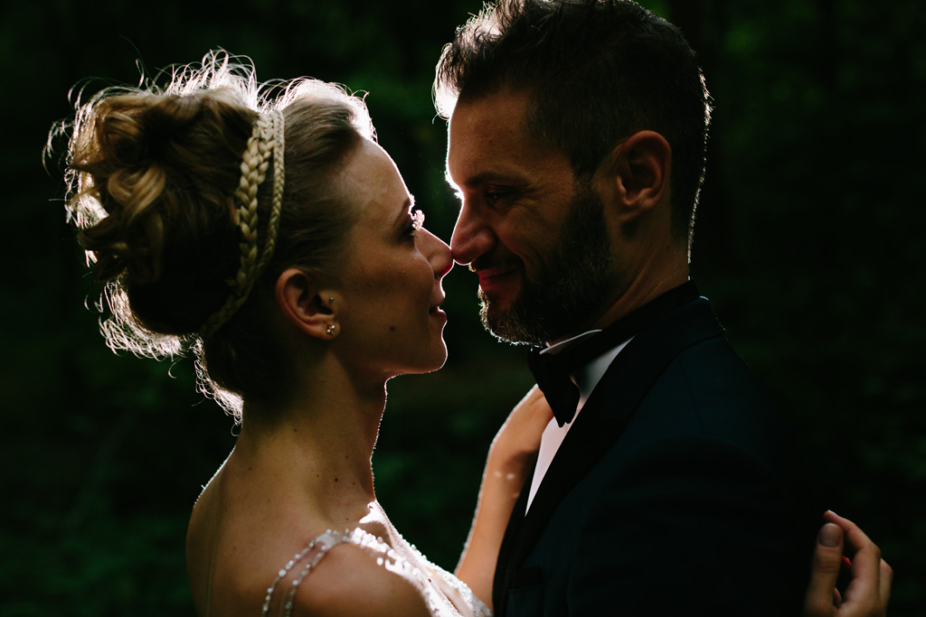 Fotografo Matrimonio Convento Dell'Annunciata Medole Ritratto degli sposi nella notte del Convento dell'Annunciata
