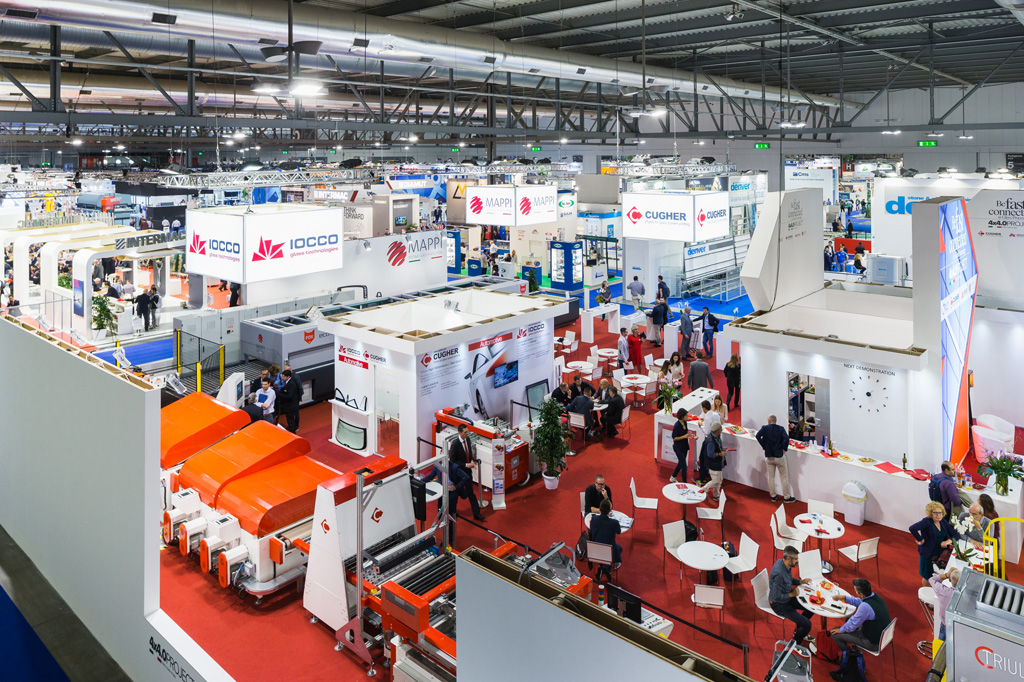 Fotografo Eventi Fiera Milano Una panoramica dall'altro dei padiglioni Vitrum
