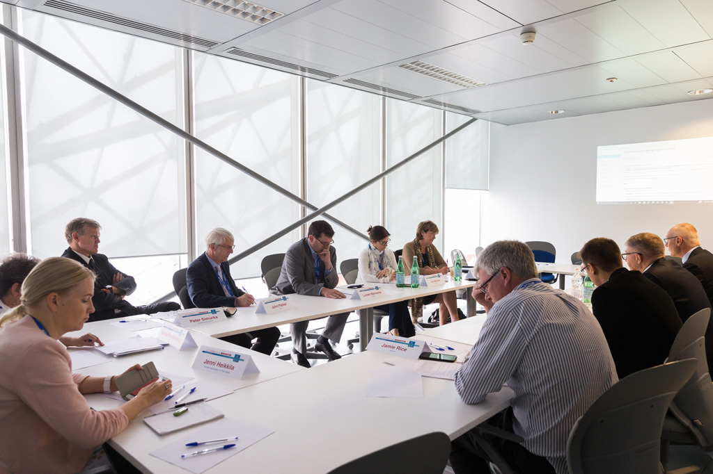 Fotografo Eventi Fiera Milano Gli imprenditori discutono di business