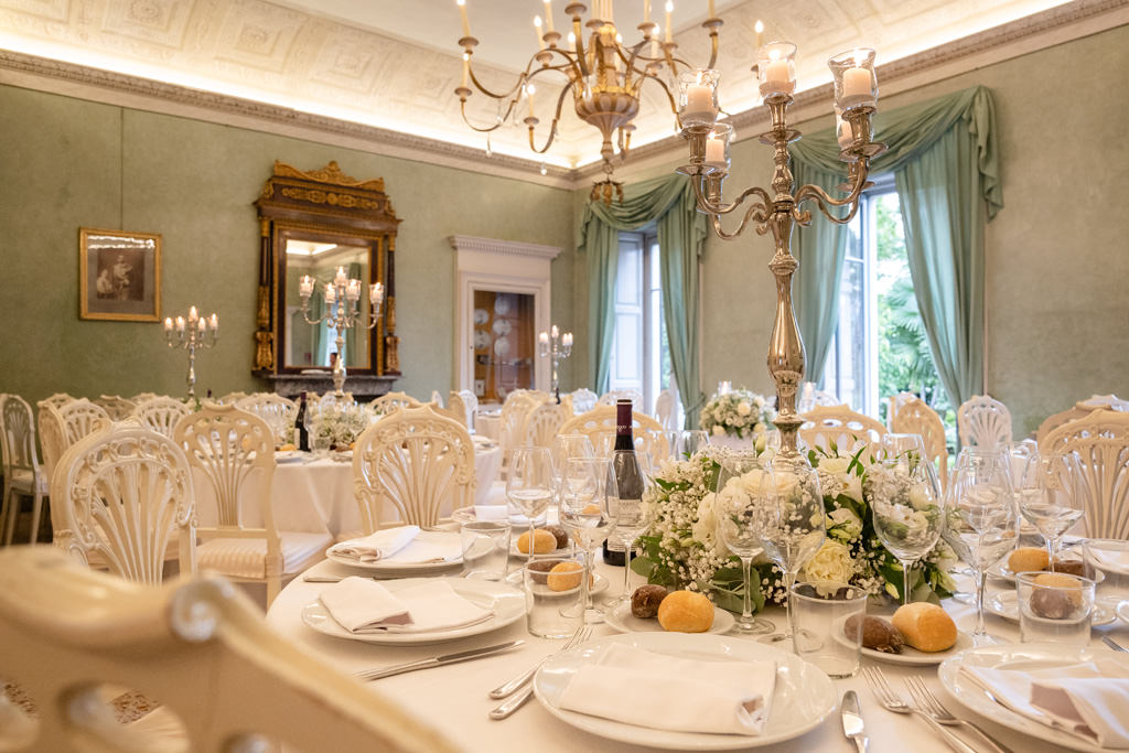Fotografo Matrimonio Lago di Como Hilton Villa Parravicini Revel Villa Parravicini Revel la location del ricevimento di Shahram e Samin sul Lago di Como