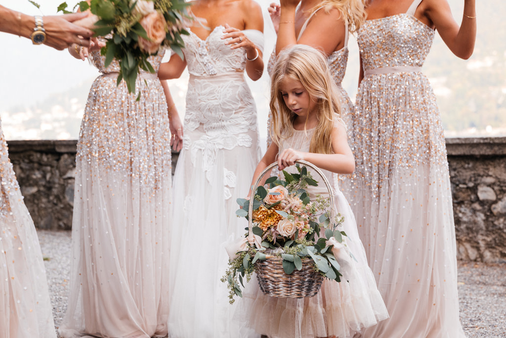Wedding Photographer Como Lake Villa Pizzo Villa d'Este Damigelle con i fiori