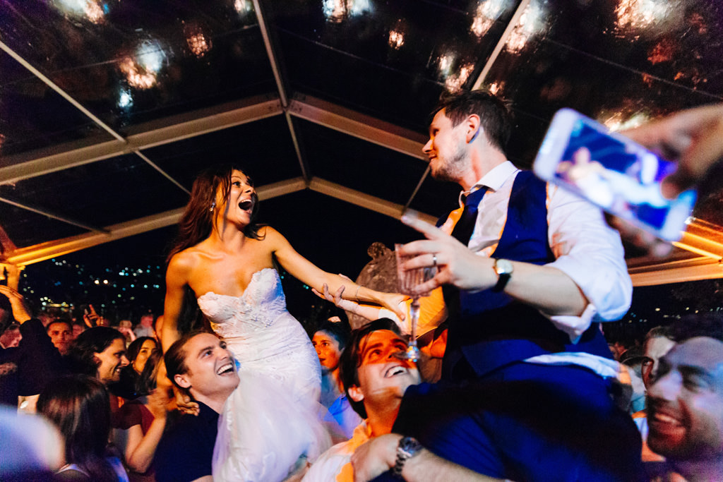Wedding Photographer Como Lake Villa Pizzo Villa d'Este Balli scatenati al matrimonio di Tom e Indigo