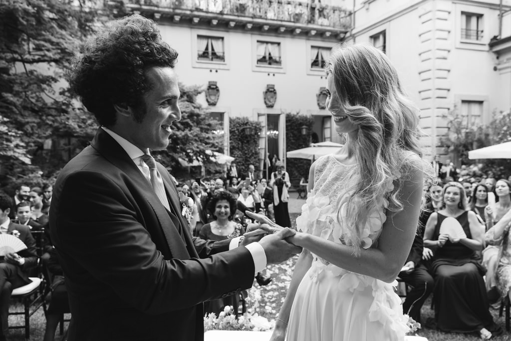 Fotografo Matrimonio Milano Foto Bianco e Nero Sposa e Sposo Matrimonio Milano