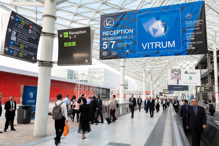 fotografo reportage evento business vitrum  rho fiera milano