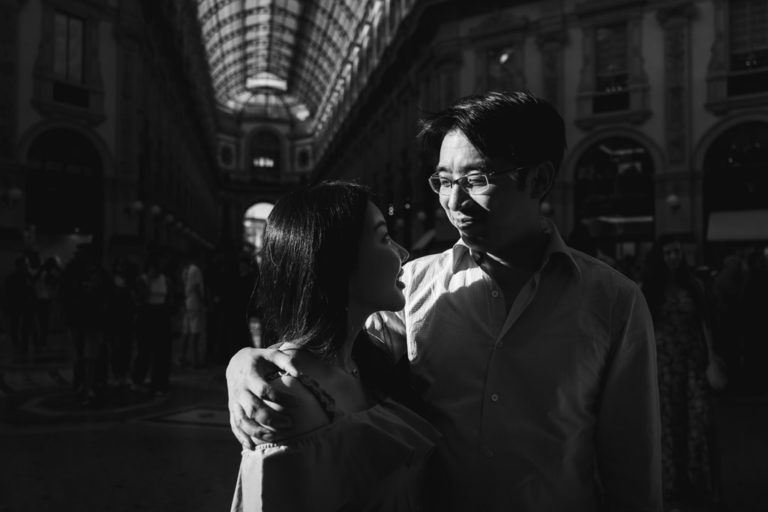 fotografo ritratto coppia milano