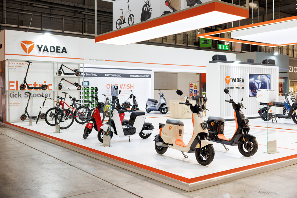 fotogrfo stand fiera milano eicma
