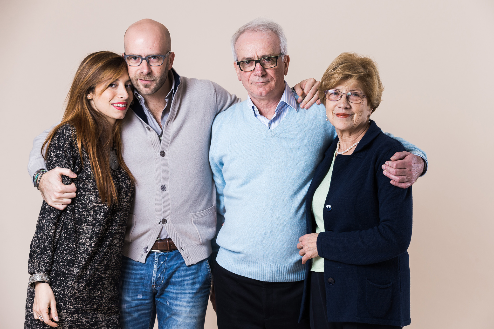 Fotografo Ritratto Famiglia Milano servizio fotografico famiglia natale