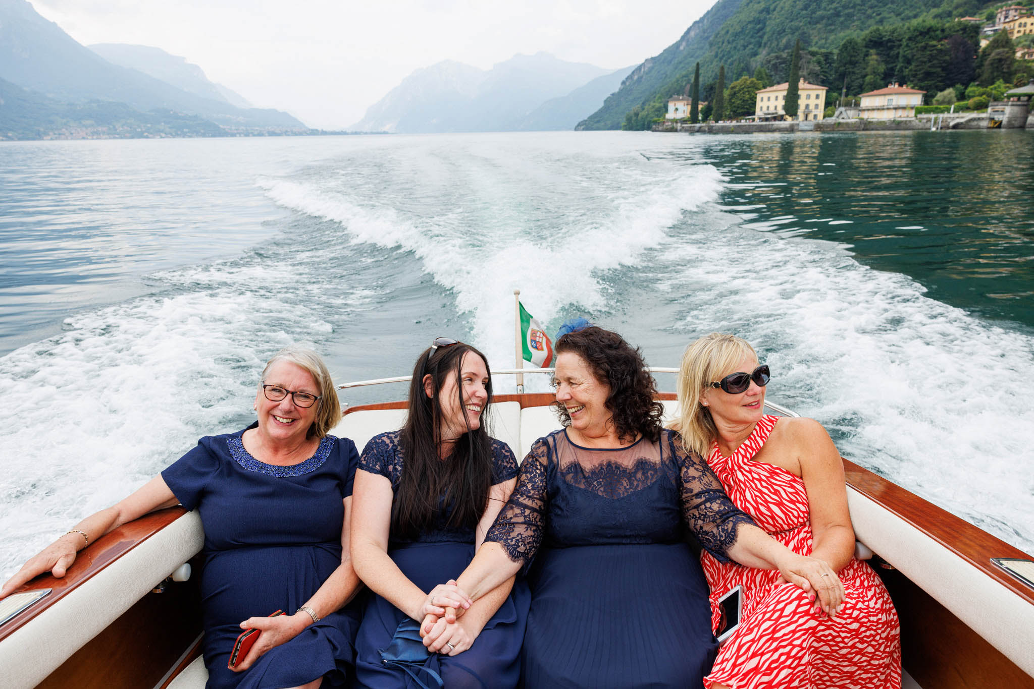 Destination Wedding Como Lake Familiari degli sposi su lago di Como