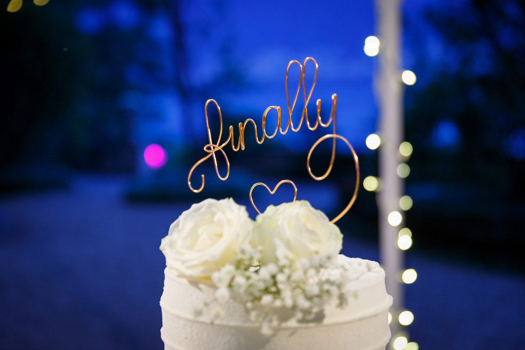 Destination Wedding Photographer Como Dettaglio di torta nuziale