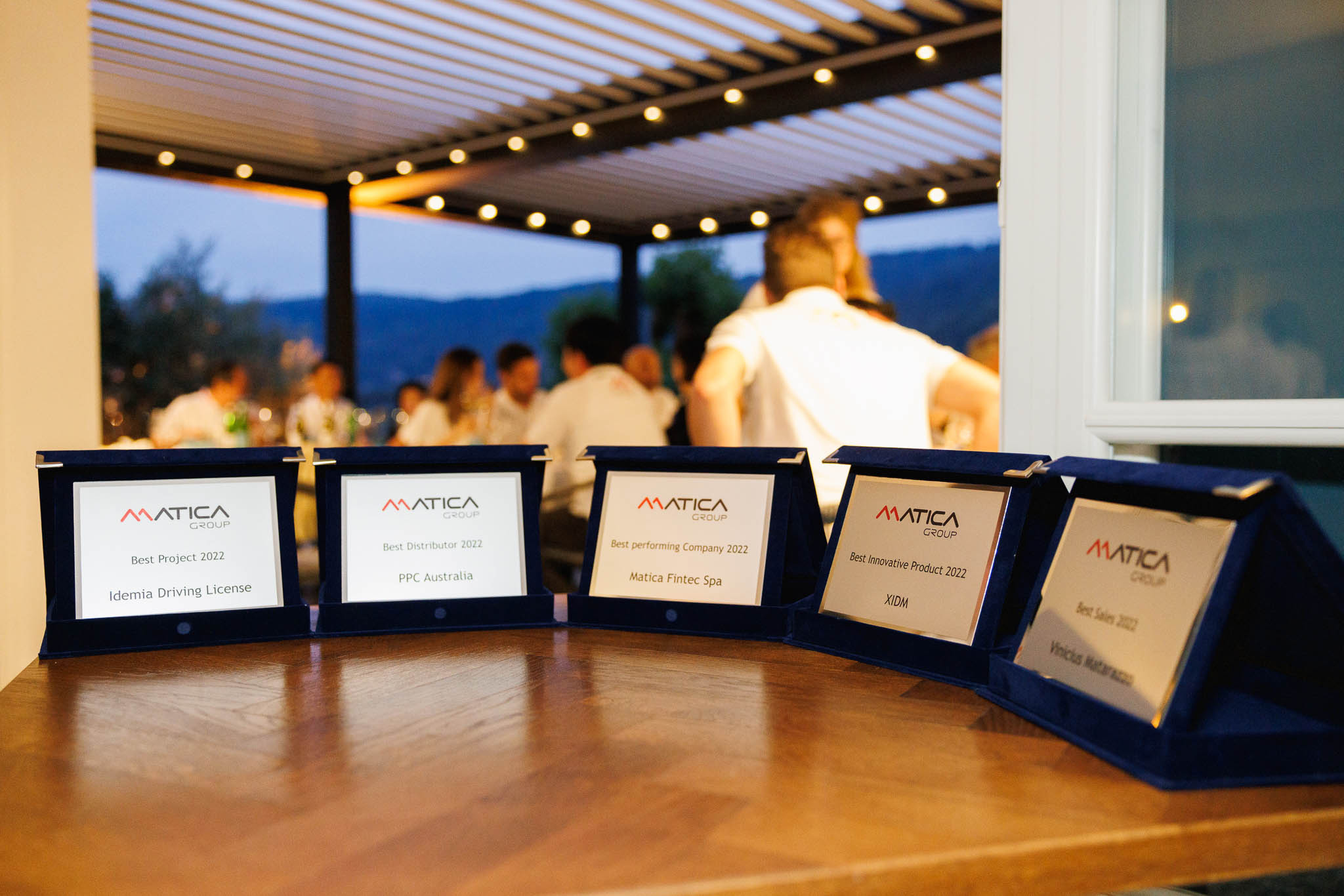 Foto business di conferenza presso il Lago Maggiore