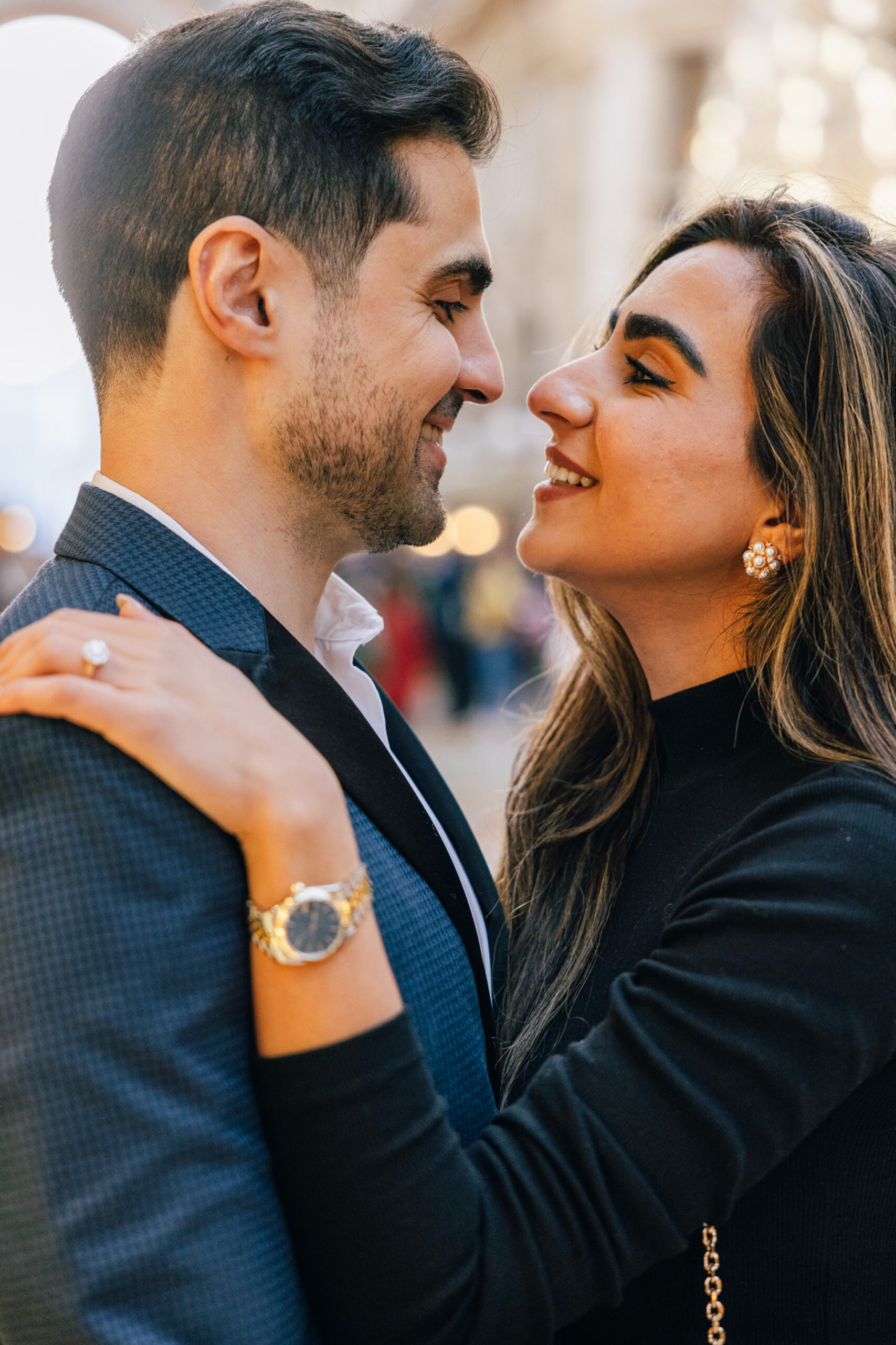 Ritratto fotografico di una proposta di matrimonio a Milano