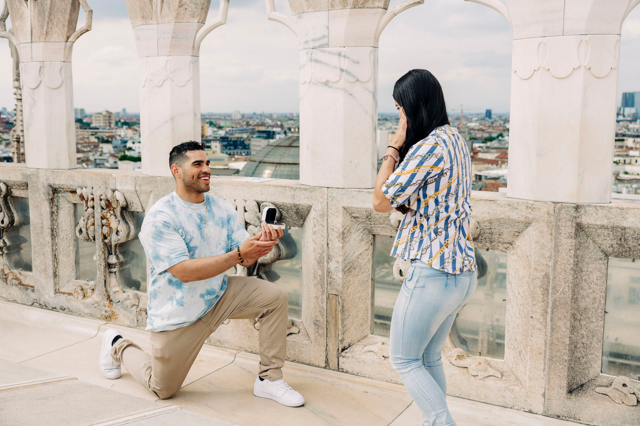 Servizio fotografico di una proposta di matrimonio a Milano