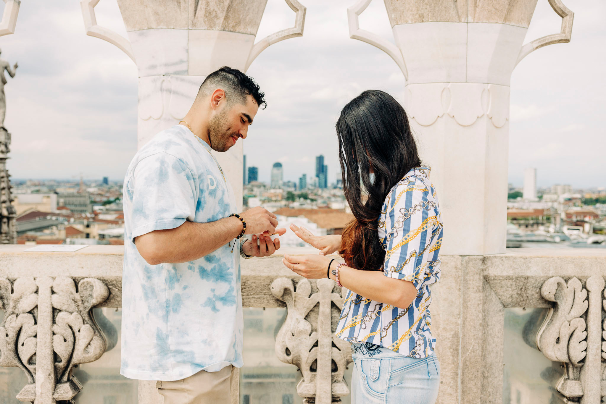 Servizio fotografico di una proposta di matrimonio a Milano