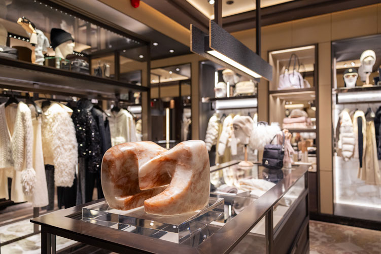 Private sale esclusiva Moncler evento business luxury