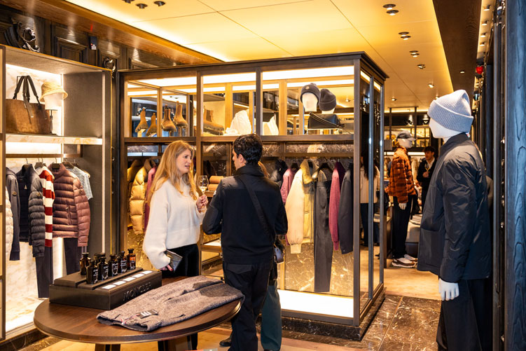 020-Evento-Moncler Private sale esclusiva Moncler evento business luxury
