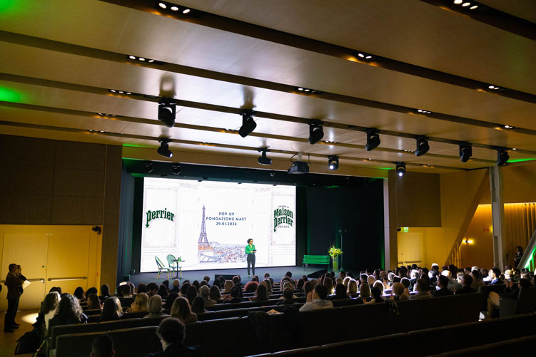 eventbusinessphotography-perrier Evento business Maison Perrier Bologna fondazione MAST