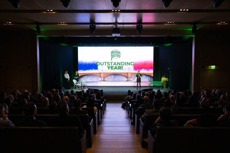 eventbusinessphotography-perrier Evento business Maison Perrier Bologna fondazione MAST