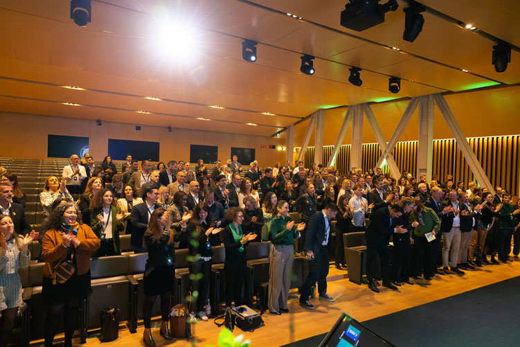 eventbusinessphotography-perrier Evento business Maison Perrier Bologna fondazione MAST
