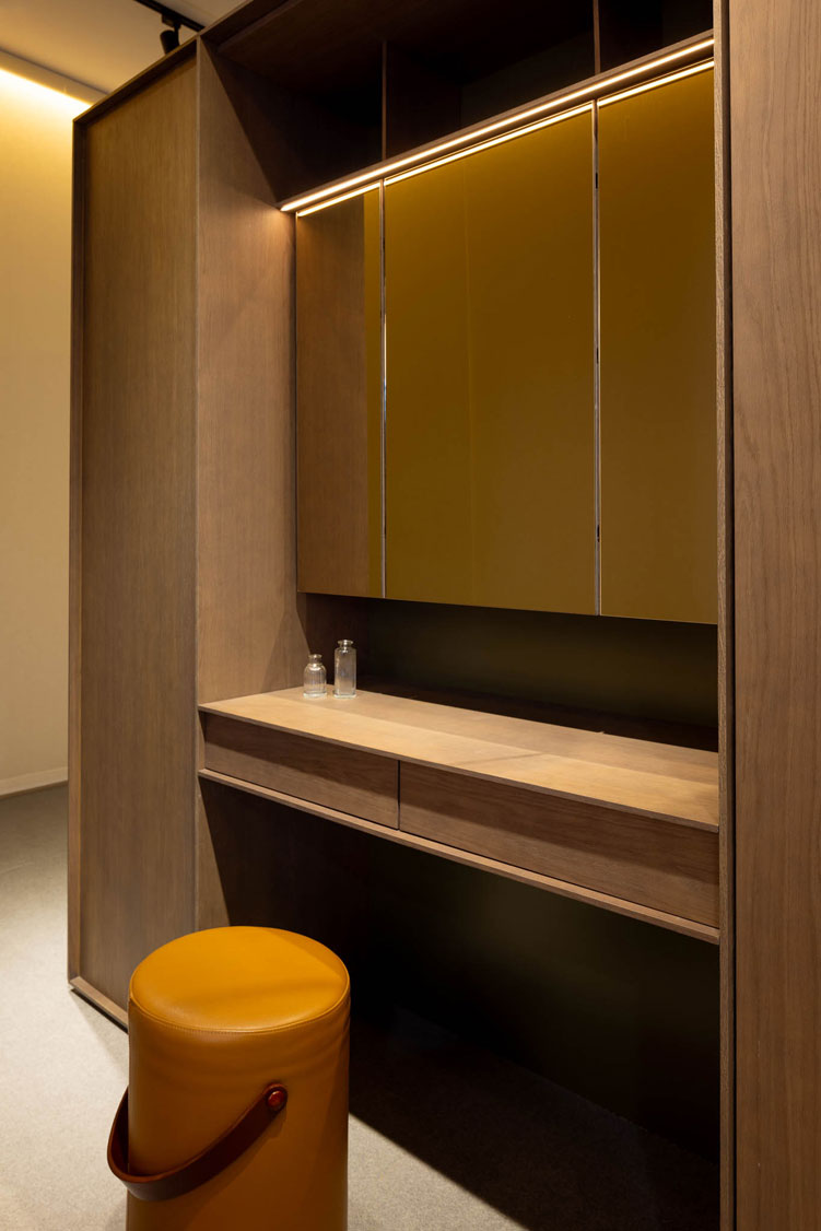 13-Salone-del-Mobile-Uecko-Interiors-Wardrobes