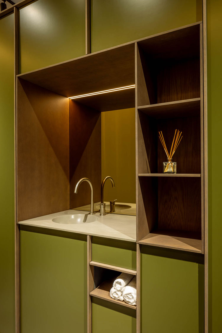 14-Salone-del-Mobile-Uecko-Interiors-Wardrobes