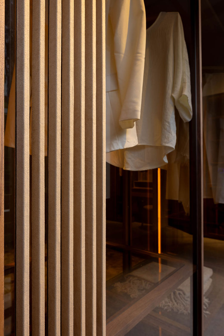 23-Salone-del-Mobile-Uecko-Interiors-Wardrobes