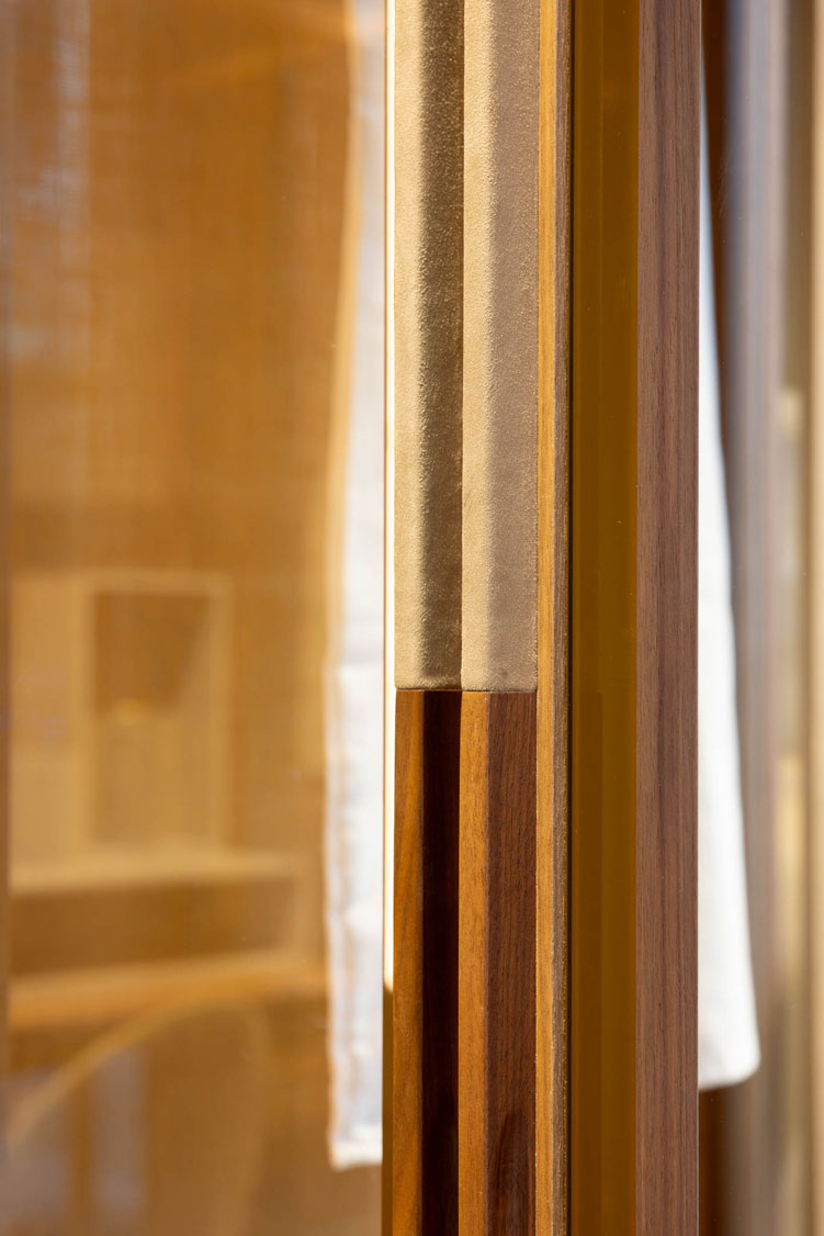 33-Salone-del-Mobile-Uecko-Interiors-Wardrobes