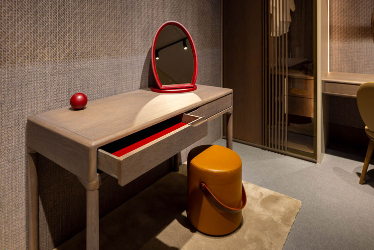 7-Salone-del-Mobile-Uecko-Interiors-Wardrobes